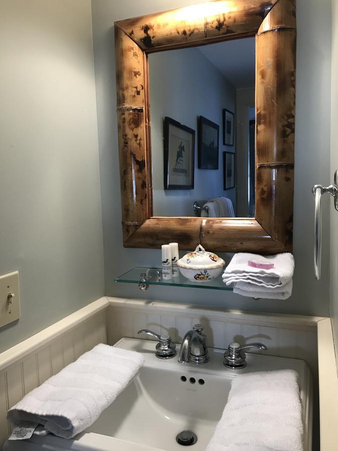 Topsides Bed & Breakfast Wolfeboro Exterior foto